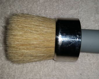 Brand New Never Used 2 Inch Round Americana Decor Waxing Brush For Chalk Paint