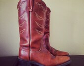 Items similar to Vintage Cowboy Boots Women's Brown Leather ACME Size 8