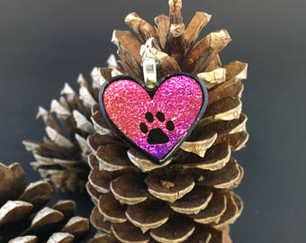 Hot pink heart paw print pendant