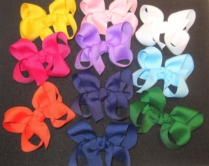 Baby Hair Bows, Girls small bows, Lot Set of 15 bows, Dainty hairbows, Twisted Bows, Little bows, Clippie, Newborn Baby bows, Toddler bows