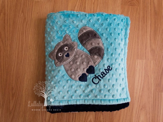 Raccoon 04 Quilt Blanket - Hippievibes