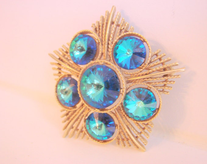 Vintage Blue Rivoli Rhinestone Lisner Goldtone Brooch Designer Signed Star Motif Retro Jewelry Jewellery