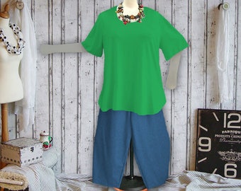 Plus sizes - US 18 - 34, UK 20 - 36, Shirt tail hem - WAVE style, jersey/cotton,green