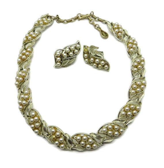 ON SALE Vintage Coro Faux Pearl Gold Tone Necklace Earrings