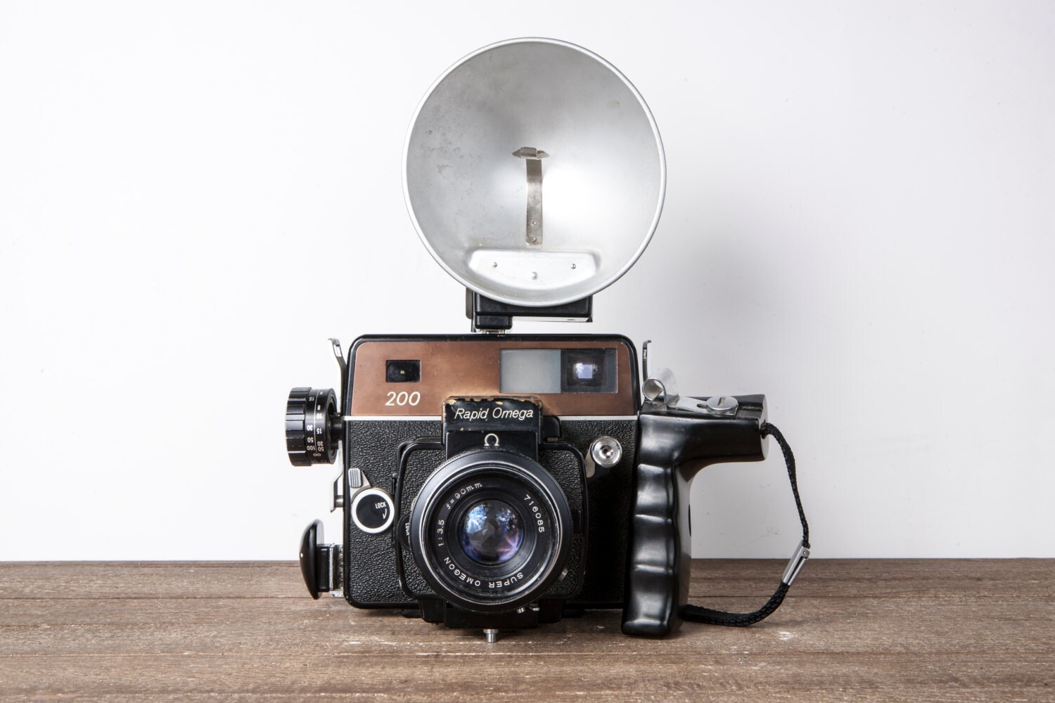 Military Koni Rapid Omega 200 Medium Format Film Camera