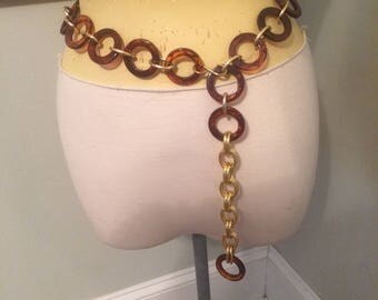 1970s Lucite Tortoise Chain Link Belt
