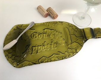 Wine Bottle Serving Tray with spreader, "Bon Appetit", Recycled Wine Bottle, Slumped Bottle, Bridesmaid Gift, Fused Glass, Wine Cheese Tray