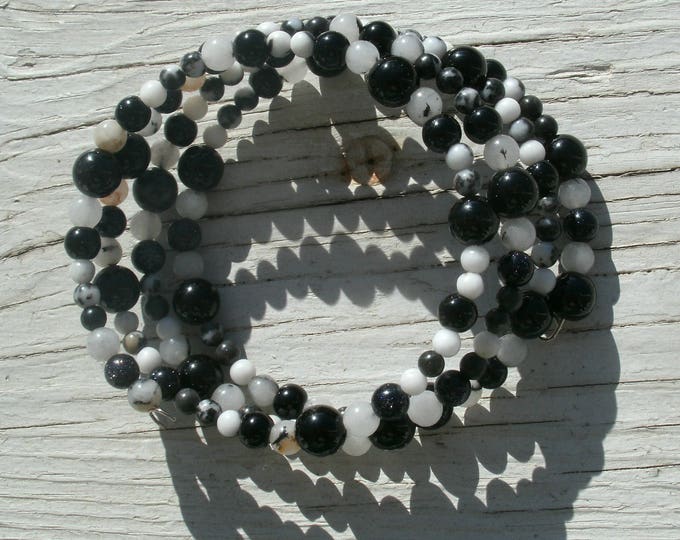 Black and White beaded Bracelet, memory wire, wrap bracelet, stackables, fits most, Rutilated Quartz, Black Onyx, white agate, gift for her