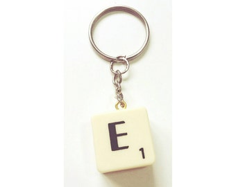 Letter keyring, personalised keyring, scrabble keyring, Personalized keychain, wedding favours, wedding favors, initials keyring