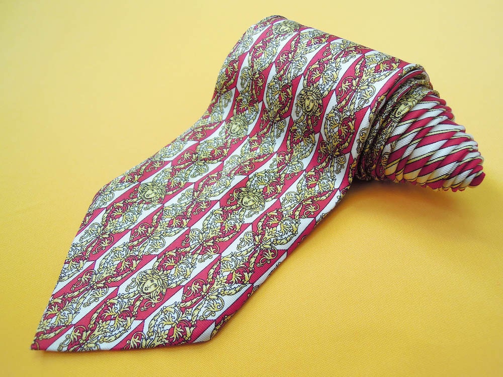 Gianni Versace Tie Pure Silk Ethnic Medusa Repeat Pattern Red
