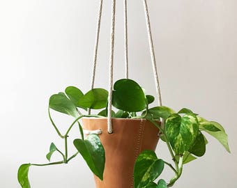 HANGING PLANTER - LARGE