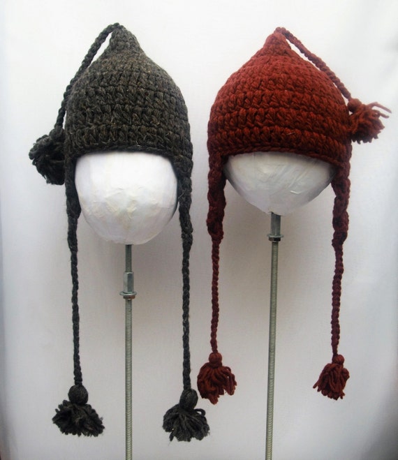 Items similar to Natural Woolen Trapper Hat / Ear Flap Hat / Ushanka