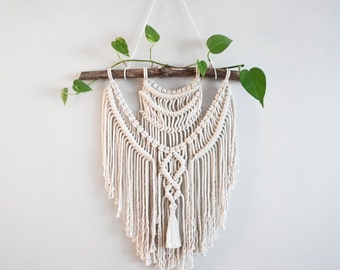 Medium 20" Macrame Wall Hanging // tapestry // macrame decor // boho decor // wall art