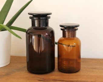 Amber Brown Glass Apothecary Vintage Style Jar Vase in 50ml, 100ml, 250ml and 500ml