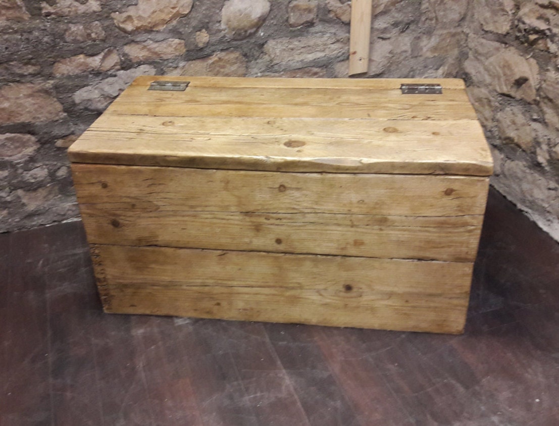 Handmade reclaimed wood blanket box trunk chest rustic