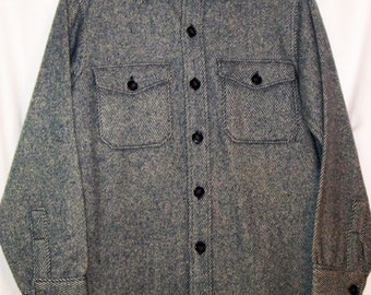Woolrich Vintage Men's Size Medium Wool Shirt Jacket, Cool Hipster Lumberjack Style for Hunting Camping Outdoor, Blue Stripe Great Condition