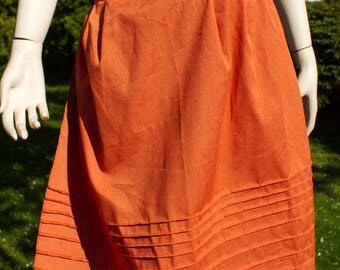 Burnt Orange Hostess Half Apron with Metal Clasp