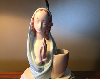 Rare amazing Atlantic Mold Virgin Mary praying hands table lamp with vase or planter