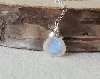 Rainbow Moonstone Necklace, Moonstone Lariat Necklace, Rainbow Moonstone Y Necklace, Sterling Silver Y Necklace, Silver Lariat Necklace