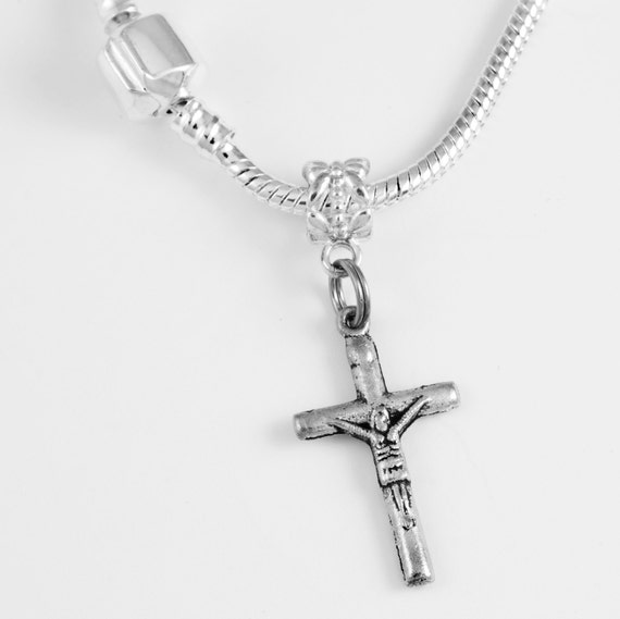 protestant cross necklace