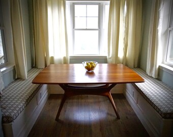 Mid Century Modern Dining Table