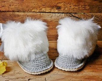 Luxury baby crochet boots, Gucci inspired, fluffy gray boots, Newborn girl gift, Knitted baby clothes, winter booties, boots trapper