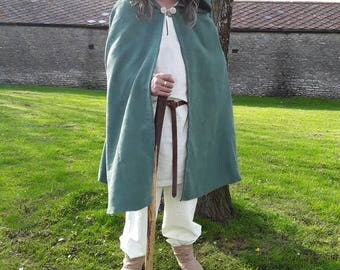 Hooded cloak, cape, ideal for Hobbit type, or Woodland dweller, also Archer ect, 3/4 length hooded cloak, green. EX LARGE, LARP, fantasy.