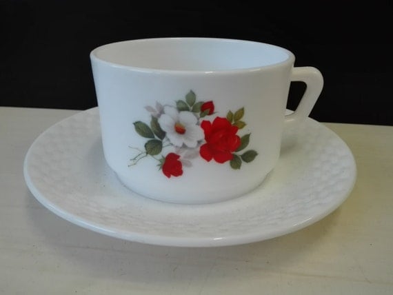 Arcopal, White and Red Rose, soup Cup and saucers