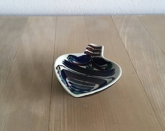 Royal Copenhagen earthenware spoon rest – Marianne Johnson – 146/2899