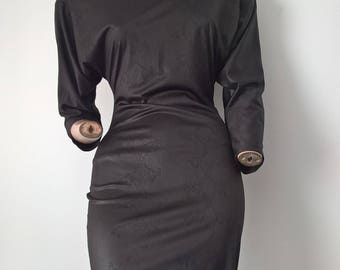 Vintage 80sSnake Print Batwing Body Con dress with V back line Size 8-10