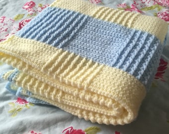 Crochet Baby Blanket with stripes, Chequered afghan, baby shower gift, Nursery blanket, striped baby blanket, cot bedding, blue and yellow