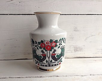 Decorative Vintage Vase Ceramic vase USSR Vase Retro vase Porcelain vase Ceramic flower vase Green and Red Kitchen decor