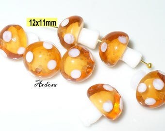 7 Lampwork Glass Beads mushroom 12 x 11 mm, ochre, white (K3. 15)