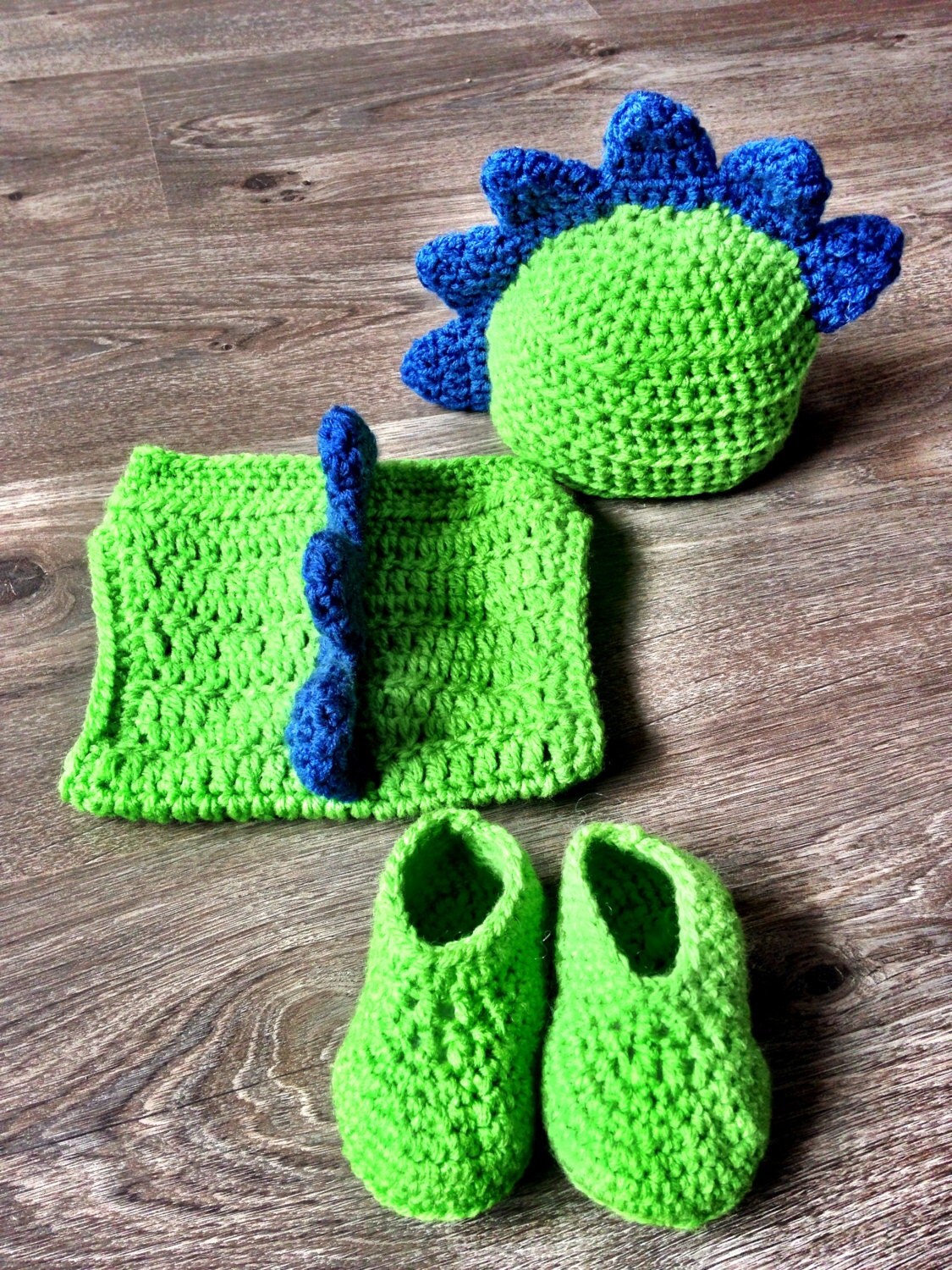 Crochet Dinosaur Baby Photo Prop Outfit Baby Dinosaur Outfit