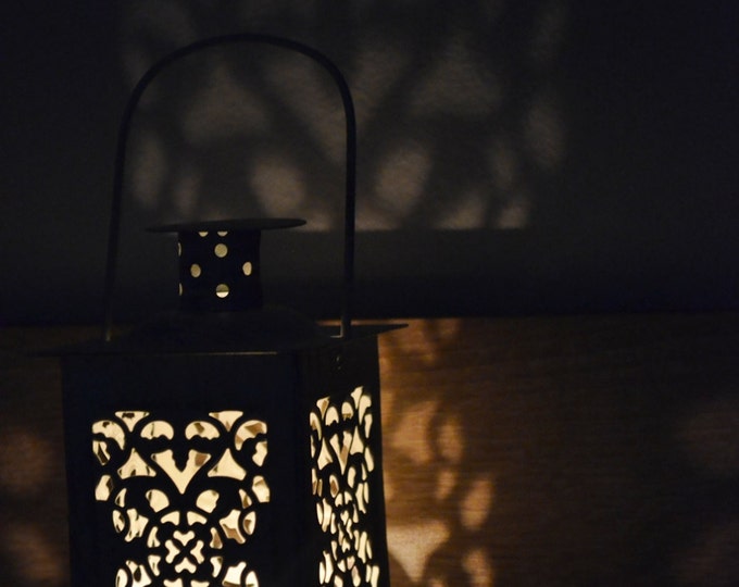 10%OFF Small vintage off white Moroccan metallic lantern / lanterns