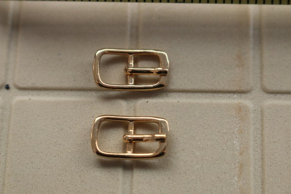 Small Gold  handbag scarf Buckles  willing For Dolls Crafts Hats Shoes Lot