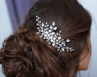 Bridal hair comb Wedding comb Pearl headpiece Pearls bridal headdress hair comb Crystal bridal hair Bridal hair ornaments Hair piece