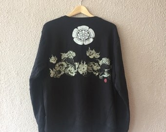 Sale!! Sale!! Sale!! Vintage Japanese Tiger Sukajan Sweatshirts Streetwear / Souvenir / Sweater / size XL