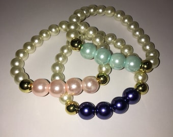 Pearl bracelets with a splash of color