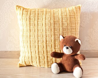 Cable knit pillow cover. Decorative pillow 45x45. Knit home décor. Yellow knit pillow. Baby room décor.