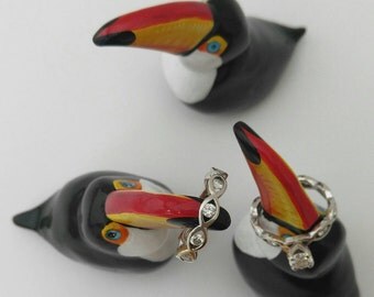 Toucan ring holder figurine | tropical bird sculpture