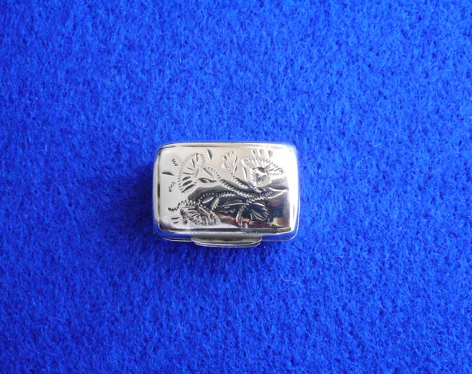 1839 Sterling Silver Vinaigrette made by Francis Clark - Free shipping worldwide with Coupon Code: FREESHIP