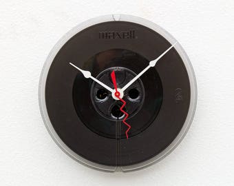 Recycled magnetic tape reel clock, reel to reel gift, Audio geek gift, music lovers gift, upcycled industrial clock, timepiece birthday gift