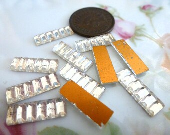 4 Vintage Clear Ridged Translucent Cabs 15 x 5mm C39