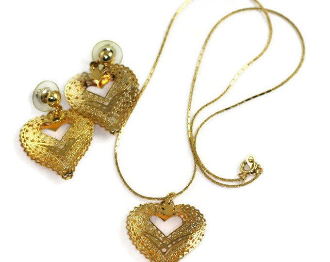 Filigree Heart Necklace Earring Set Gold Tone Post Earrings Vintage