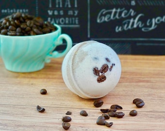 Vanilla Latte Bath Bomb