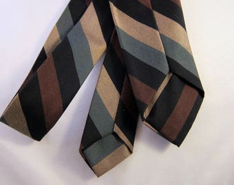 Skinny Tie | 1960s Mens Tie | 1950s Mens Tie | Mad Men Skinny Tie | Vintage Skinny Tie | Vintage Necktie | Mad Men Party | 1960s Necktie