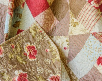 Autumn Lily Large Lap Quilt - Twin Size Coverlet - READY-2-SHIP
