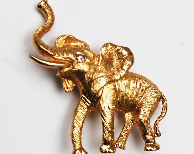 Napier elephant Brooch - gold plated metal - rhinestone - figurine pin