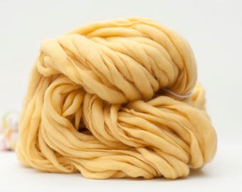 Hand Spun Yarn - Thick and Thin Yarn - Hand Dyed Yarn - Dyed Wool – Dyed Wool Yarn – Merino (#275)